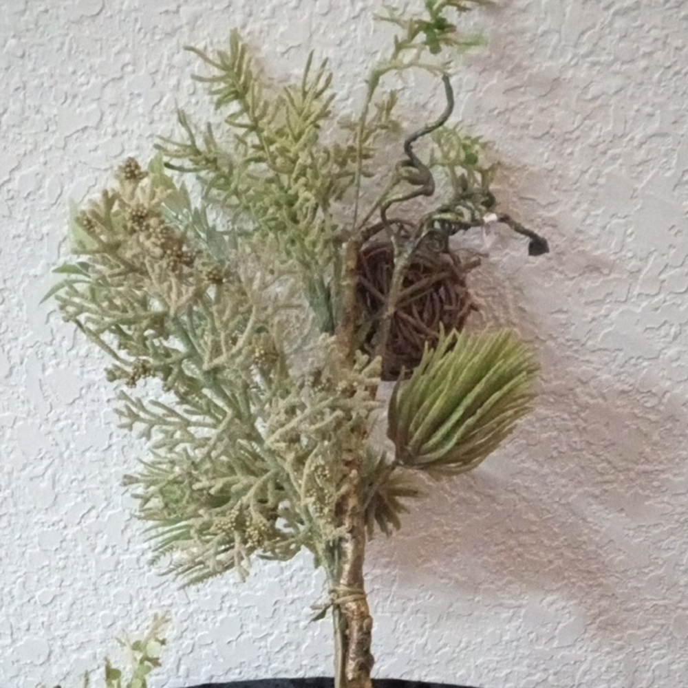 (Lots of 3 ) 13"Artificial Greenery with Birds Nest and Eggs - Picture 3 of 7
